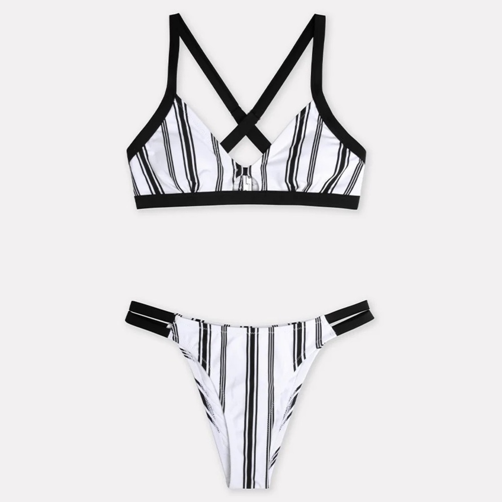 NWT Cupshe Black & White Striped Bikini Swimsuit Set W/ Contrast Trim Size Large
